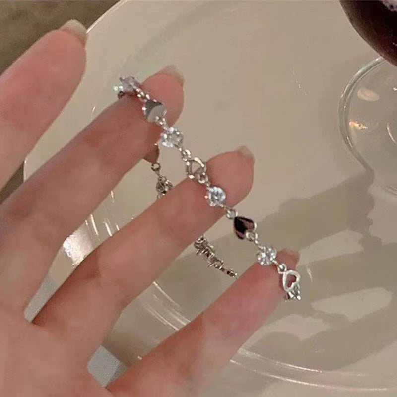 Elegant Shiny Zircon Flower Bracelet - Adjustable Fashion Jewelry for Every Occasion